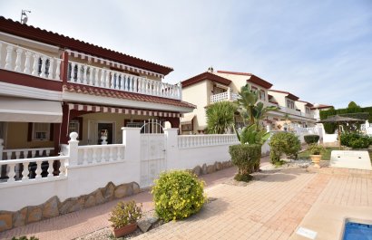 Resale - Townhouse / Duplex / Corner - Ciudad Quesada - Doña Pepa