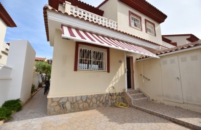 Resale - Townhouse / Duplex / Corner - Ciudad Quesada - Doña Pepa