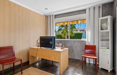 Resale - Villa - Algorfa - Castillo de montemar