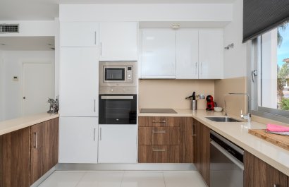 Resale - Apartment / flat - Orihuela Costa - Punta Prima