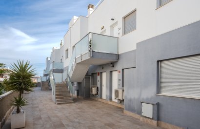 Resale - Apartment / flat - Orihuela Costa - Punta Prima