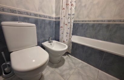 Resale - Apartment / flat - Torrevieia - Paseo maritimo