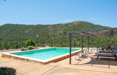 Reventa - Villa - Onil