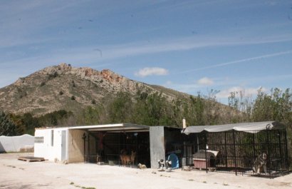 Herverkoop - Villa - Villena