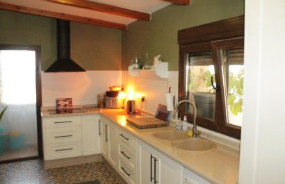 Herverkoop - Villa - Villena