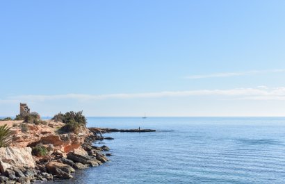 Herverkoop - Villa - Orihuela Costa - Punta Prima