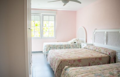 Reventa - Villa - Orihuela Costa - MUY CERCA DE LA PLAYA