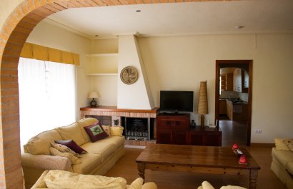 Reventa - Villa - Orihuela Costa - MUY CERCA DE LA PLAYA