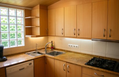 Reventa - Villa - Orihuela Costa - MUY CERCA DE LA PLAYA