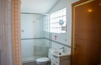 Reventa - Villa - Orihuela Costa - MUY CERCA DE LA PLAYA