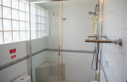 Reventa - Villa - Orihuela Costa - MUY CERCA DE LA PLAYA