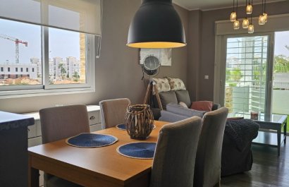 Resale - Apartment / flat - Orihuela Costa - Punta Prima