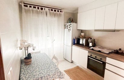 Reventa - Apartamento / piso - Torrevieia - Center