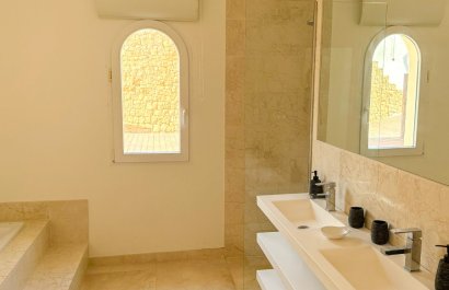 Herverkoop - Villa - Moraira - El Portet