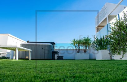 Resale - Townhouse / Duplex / Corner - Ciudad Quesada