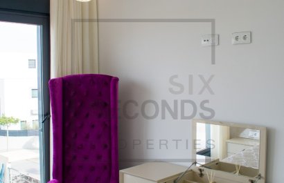 Reventa - Villa - San Miguel de Salinas - Urbanizaciones