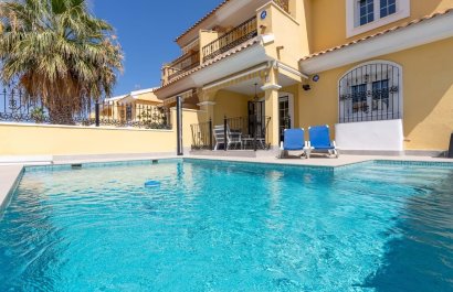 Reventa - Villa - Villamartín - Los Dolses