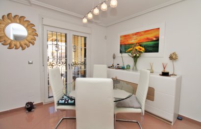 Reventa - Villa - Villamartín - Los Dolses