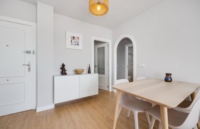 Resale - Apartment / flat - Orihuela Costa - Aguamarinas