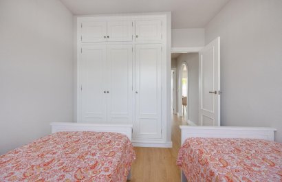 Resale - Apartment / flat - Orihuela Costa - Aguamarinas