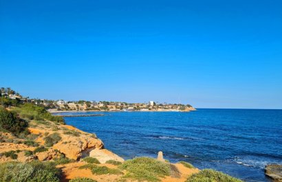 Resale - Apartment / flat - Orihuela Costa - Aguamarinas