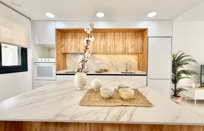 Obra nueva - Townhouse / Duplex - Cox