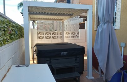 Reventa - Villa - Los Montesinos - La Herrada