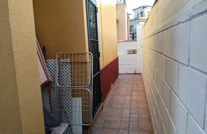 Reventa - Villa - Los Montesinos - La Herrada