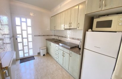 Reventa - Townhouse / Duplex - Benijofar - Monte Azul