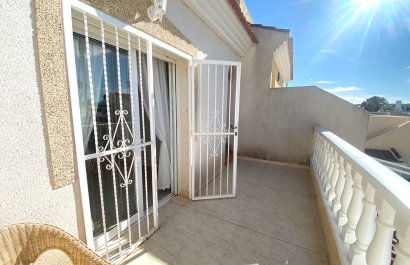 Reventa - Townhouse / Duplex - Benijofar - Monte Azul