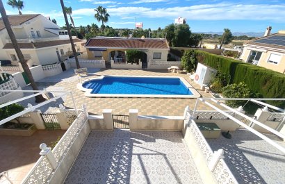 Reventa - Townhouse / Duplex - Benijofar - Monte Azul