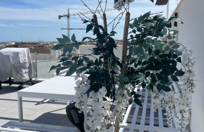 Resale - Apartment / flat - Orihuela Costa - Villamartín