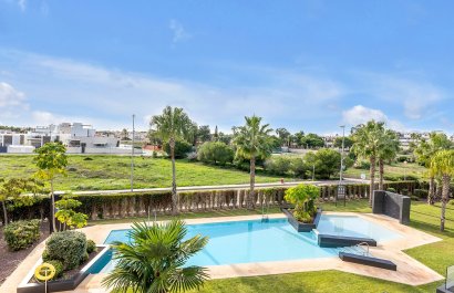 Resale - Apartment / flat - Orihuela Costa