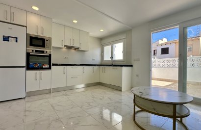 Reventa - Townhouse / Duplex - Torrevieia - Los Balcones