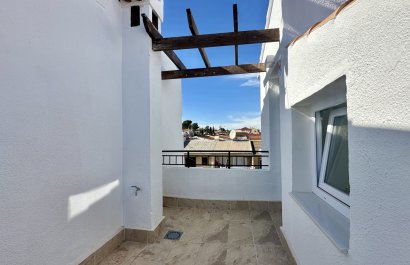 Reventa - Townhouse / Duplex - Torrevieia - Los Balcones