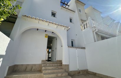 Reventa - Townhouse / Duplex - Torrevieia - Los Balcones