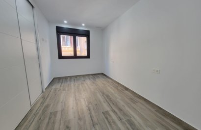 Reventa - Apartamento / piso - Torrevieia - Playa del Cura
