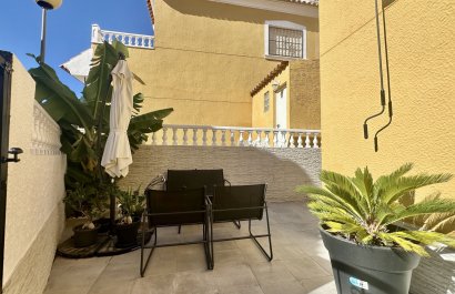 Reventa - Townhouse / Duplex - Orihuela Costa - La Florida