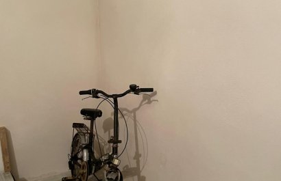 Reventa - Garaje - Mil Palmeras