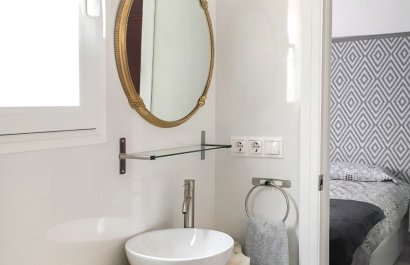 Reventa - Apartamento / piso - Alicante - Mercado