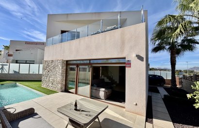Obra nueva - Villa - Benijofar