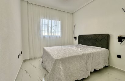 Reventa - Apartamento / piso - Orihuela Costa - Playa Flamenca