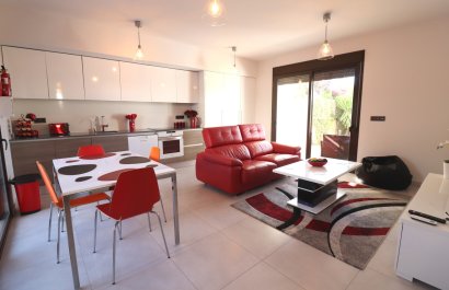 Resale - Apartment / flat - Algorfa - La Finca Golf Resort