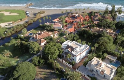Obra nueva - Villa - Estepoa - Estepona