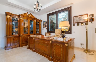 Obra nueva - Villa - Estepoa - Estepona