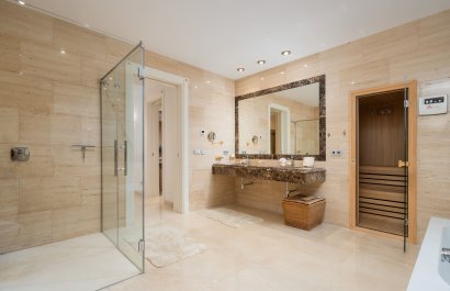 Obra nueva - Villa - Estepoa - Estepona