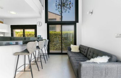 Reventa - Villa - Villamartín - Los Dolses