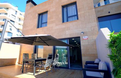 Herverkoop - Townhouse / Duplex / Corner - Villajoyosa