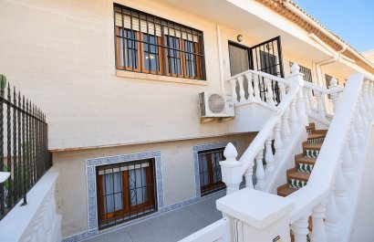 Reventa - Townhouse / Duplex - La Mata