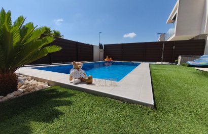 Reventa - Townhouse / Duplex - Vistabella